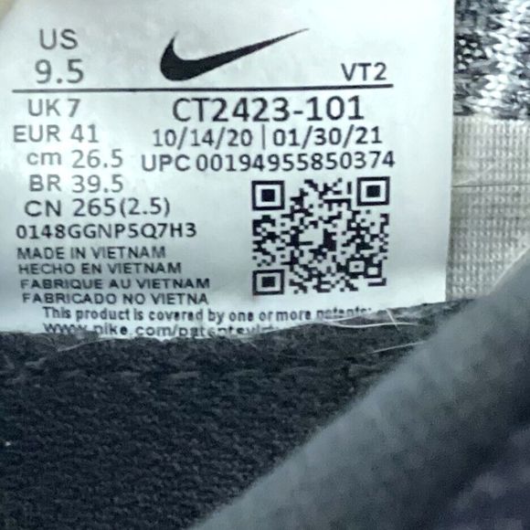 Nike React Infinity Flyknit-Men's 9.5-Black/White Knit Running Shoes- CT2423-101 - Picture 12 of 12